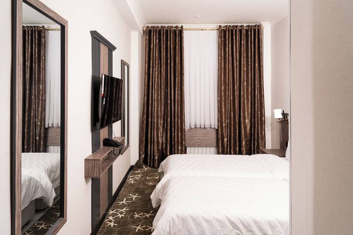 Room 17 of 50