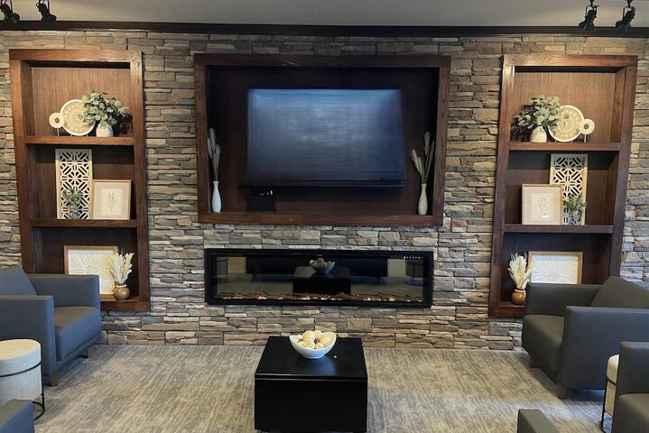 Hotel Interior 6 of 63