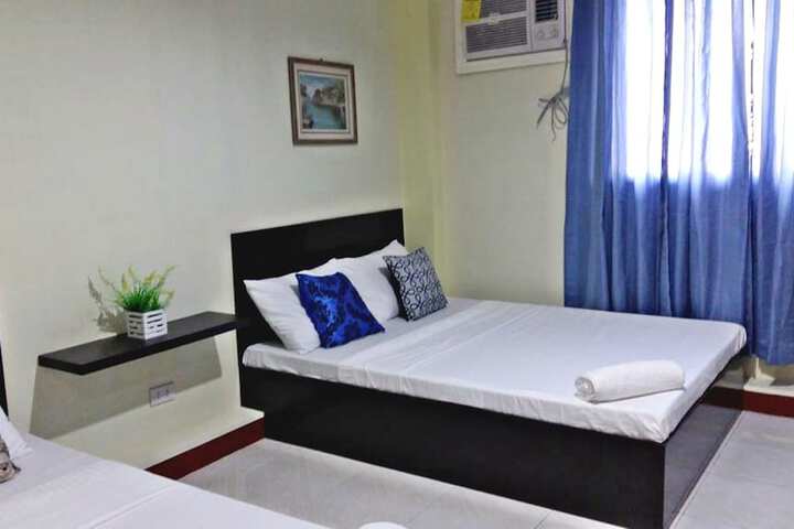 Room 6 of 22