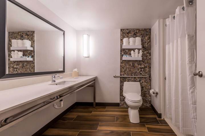 Bathroom shower