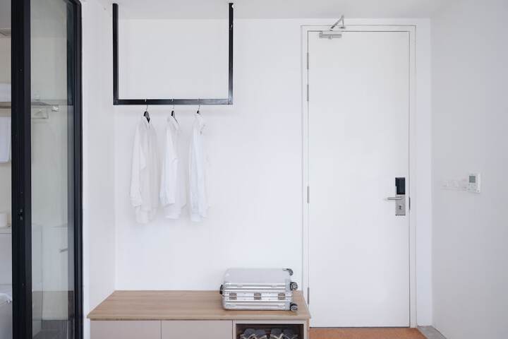 Room 27 of 57