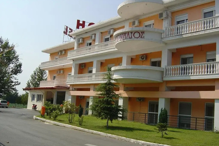 KORNILIOS HOTEL