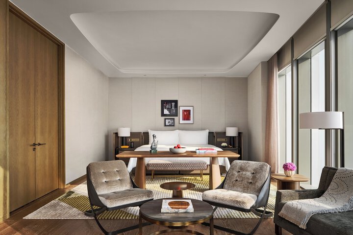 Room 27 of 154