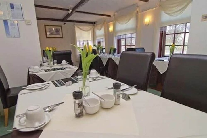 Dining Photos
