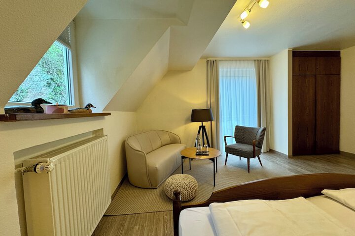 Room 37 of 128