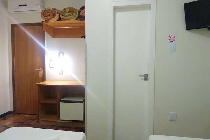 Room 21 of 63