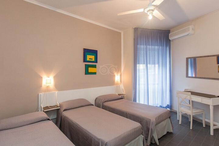 Room 12 of 59