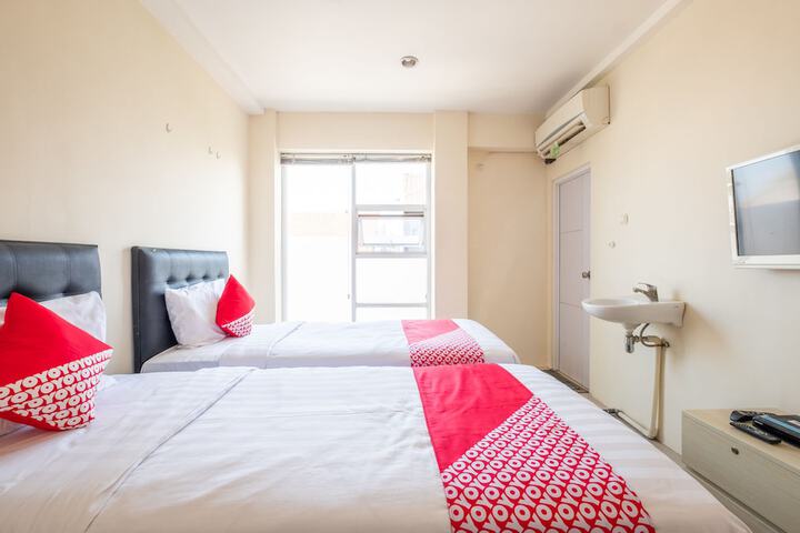 Room 8 of 26