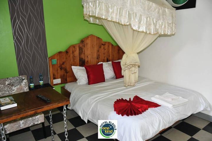 Room 4 of 39