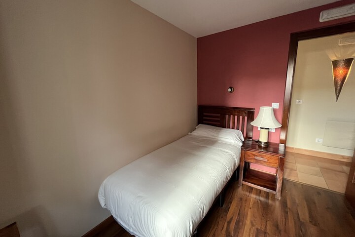 Room 61 of 95