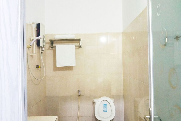 Room 14 of 36