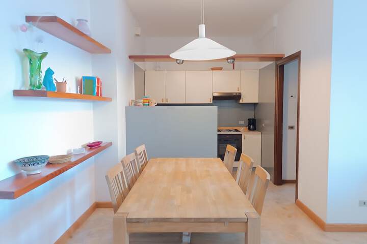Room 11 of 24