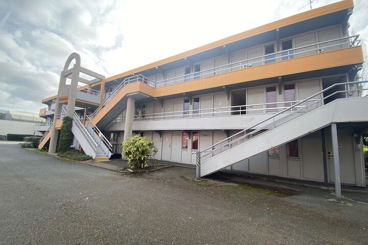 Hotel 68 of 77