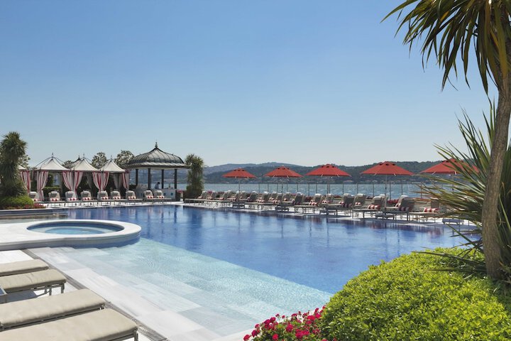Pool Hotel