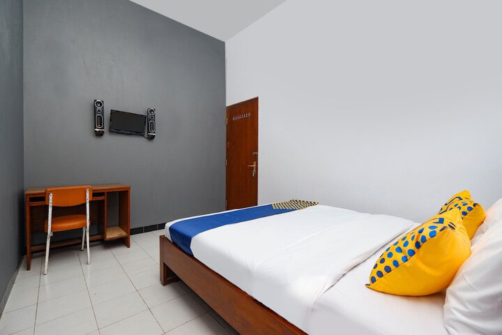 Room 30 of 44