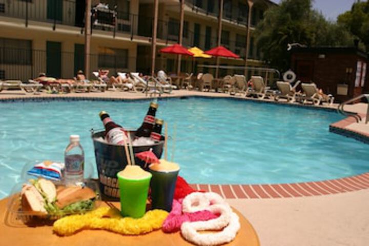 Pool 58 of 138