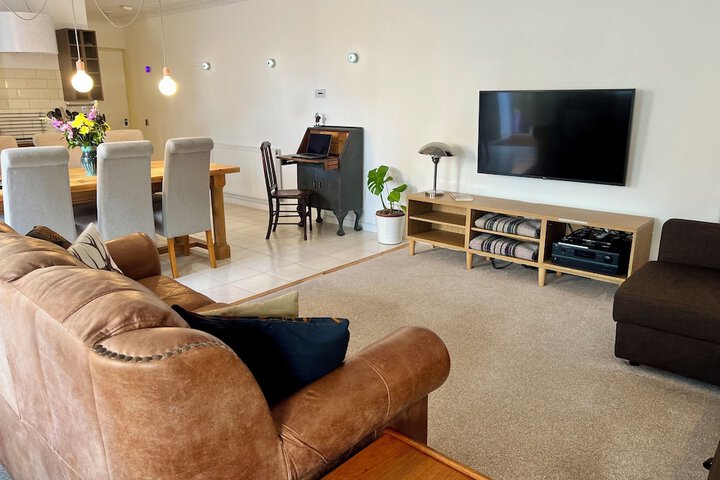 Room 26 of 34