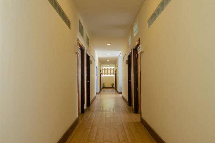 Ballroom/Hall 52 of 61