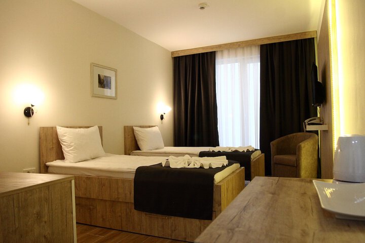 Room 19 of 74