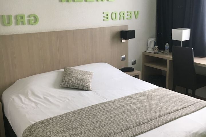 Room 15 of 51