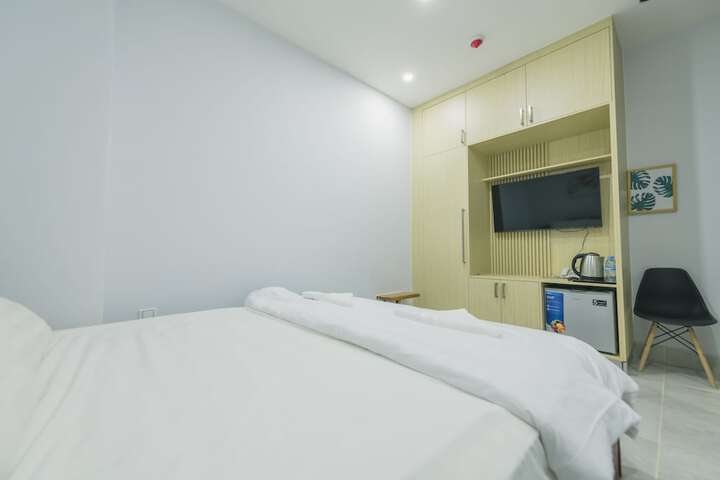 Room 54 of 148