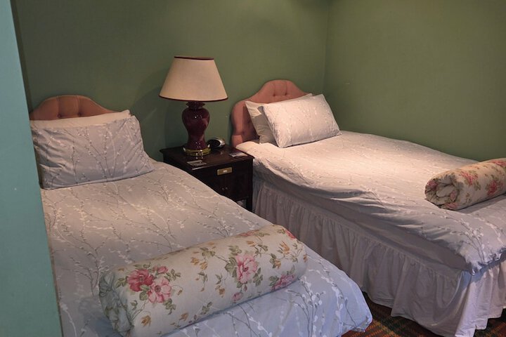 Room 5 of 29