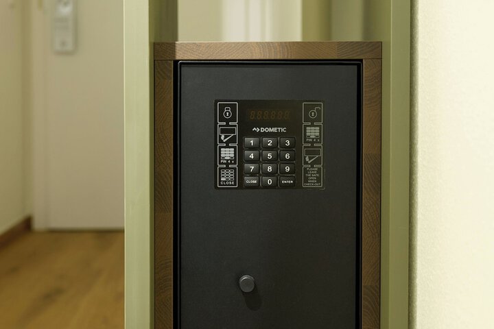 Room 26 of 89