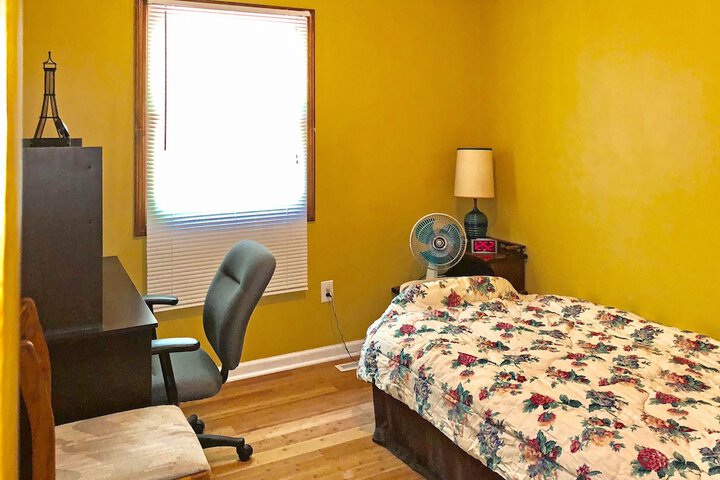 Room 2 of 24
