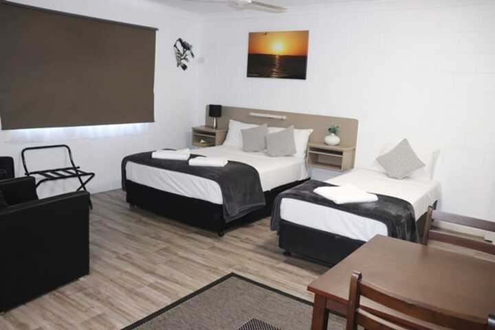 Room 16 of 23