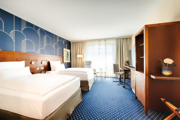 Room 36 of 116
