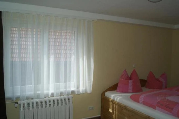 Room 2 of 9