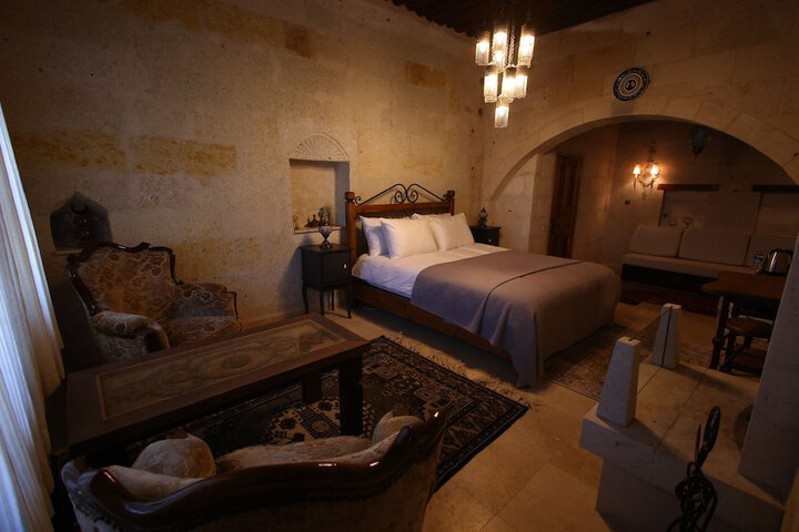 Room 4 of 55
