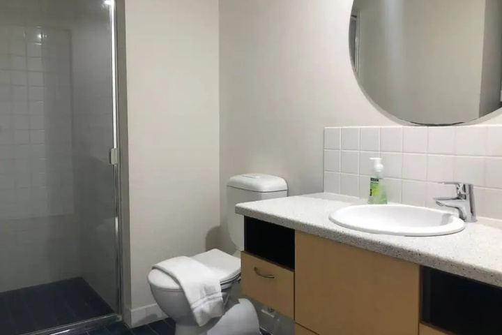 Room 7 of 15