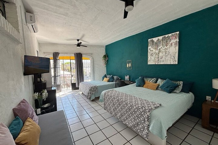 Room 5 of 23