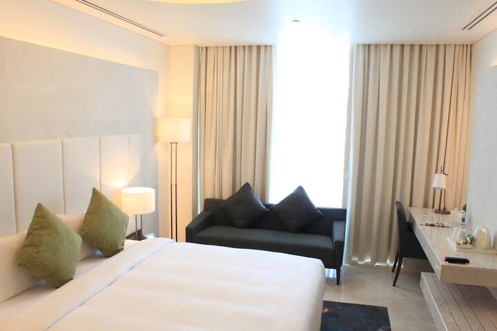 Room 5 of 44