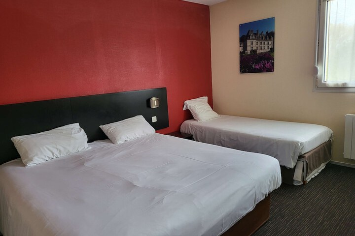 Room 8 of 39