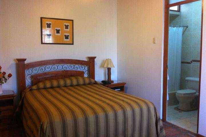 Room 10 of 30