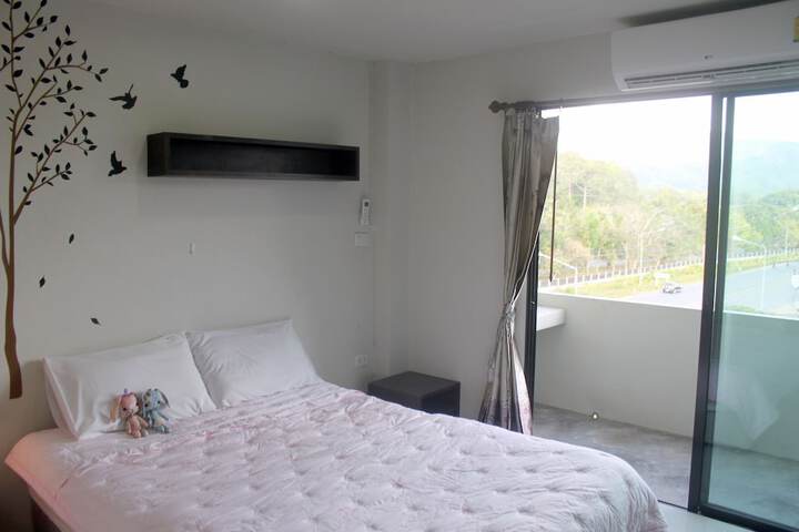 Room 9 of 49