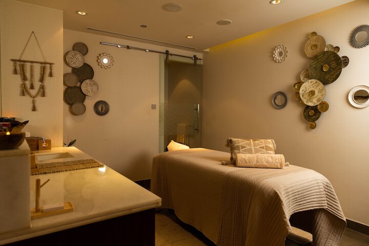 Room 89 of 142
