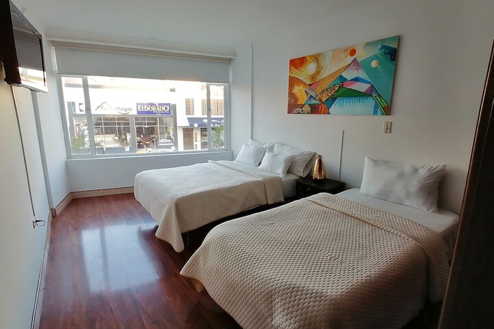 Room 4 of 51