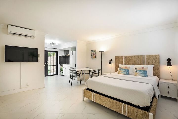 Room 3 of 55