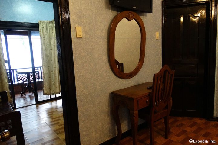 Room 16 of 58
