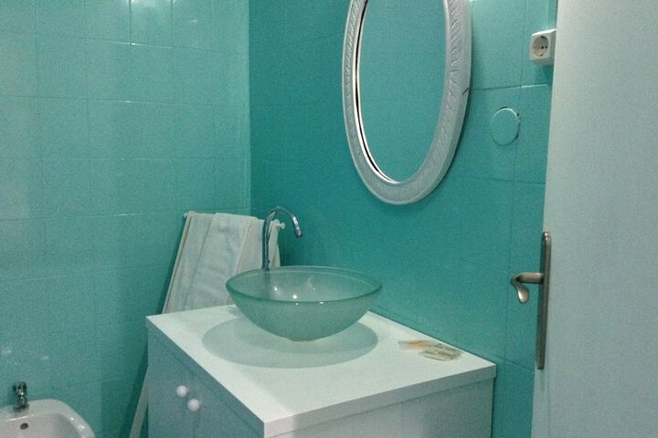 Room 17 of 29