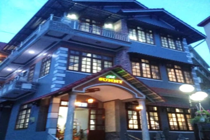 Photo 1