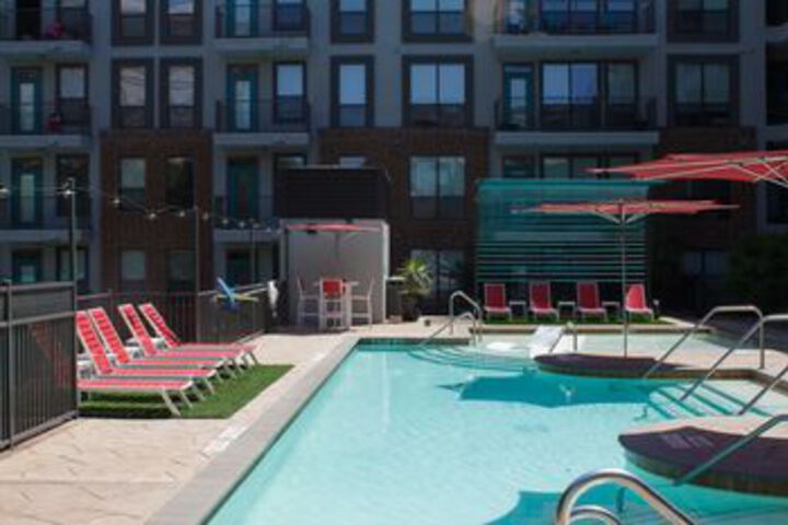 Pool 39 of 48