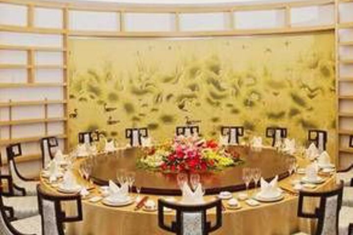Dining 57 of 63
