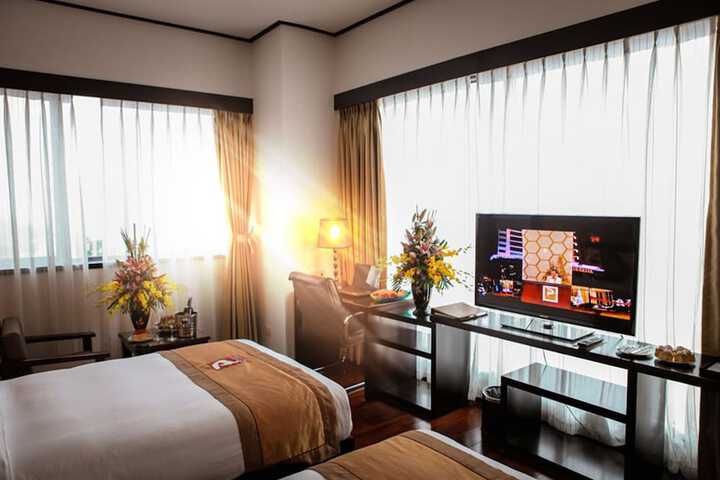 Room 10 of 57