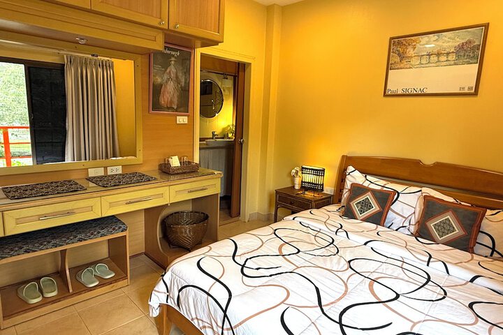 Room 8 of 39
