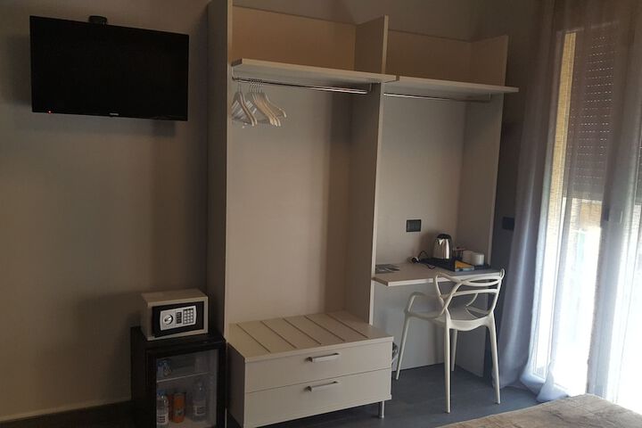 Room 14 of 51