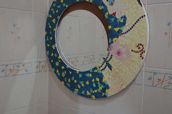 Room 6 of 13